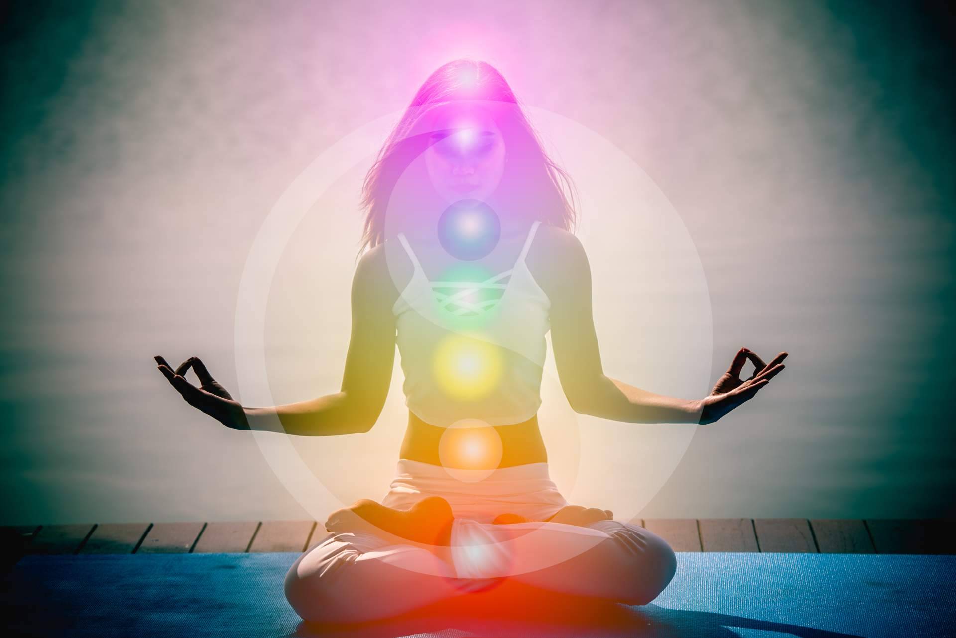 Diferentes alternativas para equilibrar los chakras, disponibles en la tienda esotérica online Bindi, en Valencia